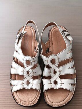 Josef Seibel white leather sandals